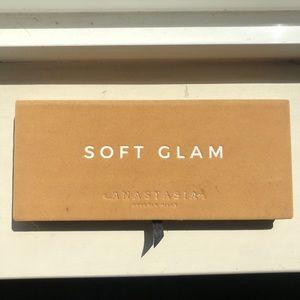 Soft glam ABH palette